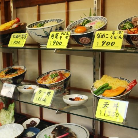 SHOKUHIN SAMPURU: JAPAN’S FAKE SAMPLE FOOD DISPLAYS
